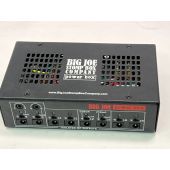 Big Joe Stomp Box Company Used Power Box for your pedals (Ramon Stagnaro)