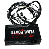 Voodo Lab Pedal Power 2 Power Supply Used For Guitar Pedals ( Ramon Stagnaro ) 