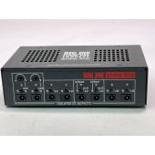 Big Joe Stomp Box Company Used Power Box for your pedals (Ramon Stagnaro)