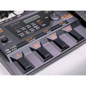 Roland GR-33 Guitar Synthesizer Used ( Ramon Stagnaro) 